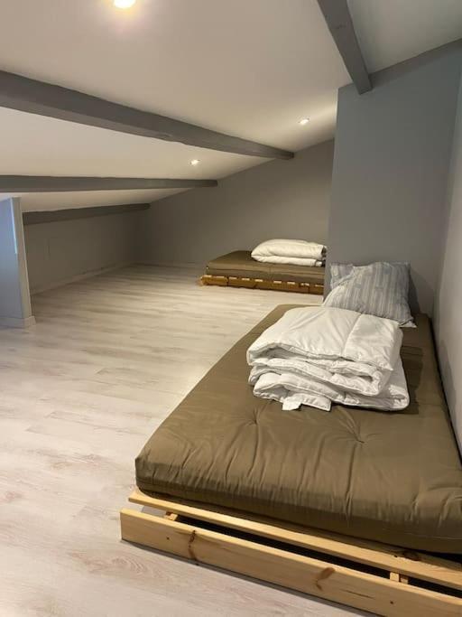 Appartement Entierement Refait A Neuf A 150 M De La Plage Нарбон-Плаж Екстериор снимка
